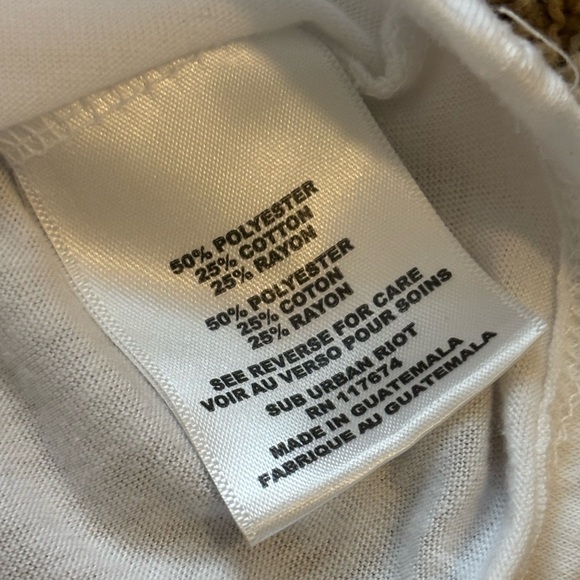 Erin & Sara X Sub_Urban Riot “Favorite Daughter” T-Shirt | Size Medium - Picture 5 of 7